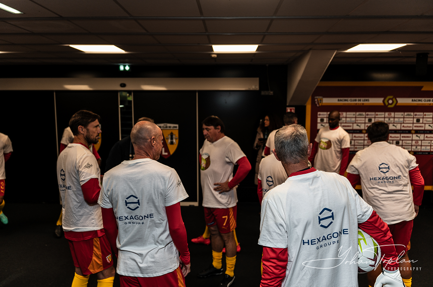 Equipe de Lens avant l'échauffement. Merci à notre partenaire Hexagone !