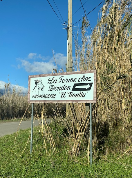 Le 20 décembre, l'association est invitée à La Ferme chez Dondon à Biguglia