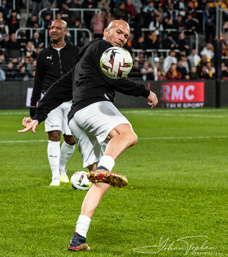 Zidane à l'échauffement @Yohan Toplan